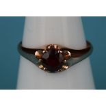 Rose gold garnet set ring (Size: L)