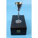 Hallmarked silver wine goblet in case - Approx 138g - Tewkesbury Festival 1971