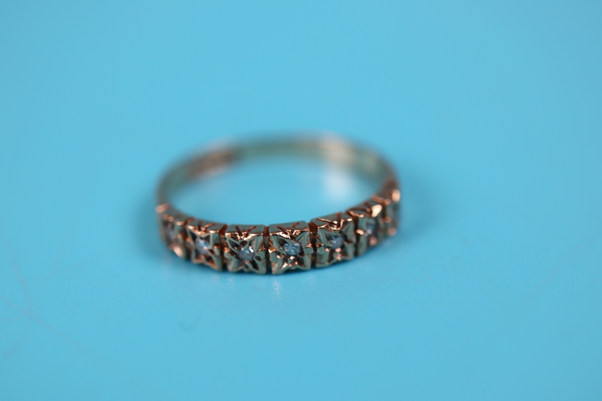 Gold diamond set ring - Image 3 of 3