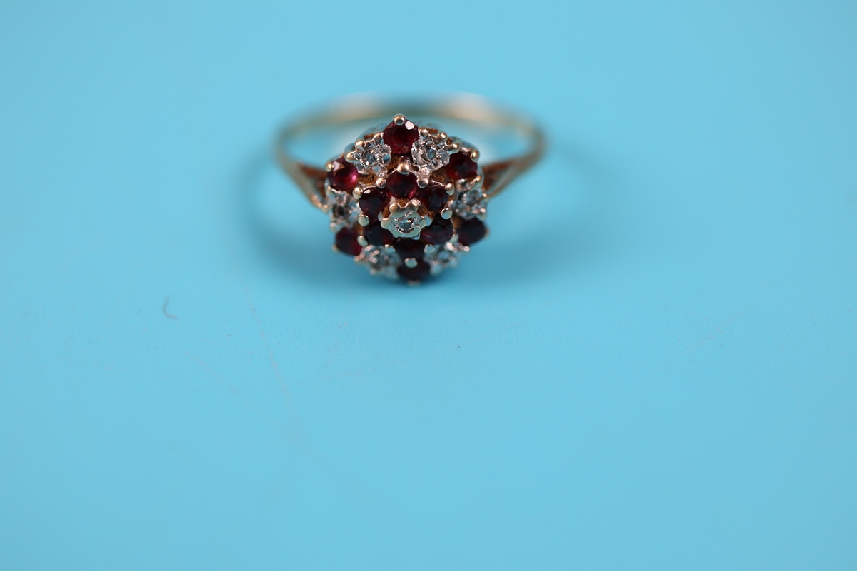 Gold ruby & diamond cluster ring - Image 2 of 3