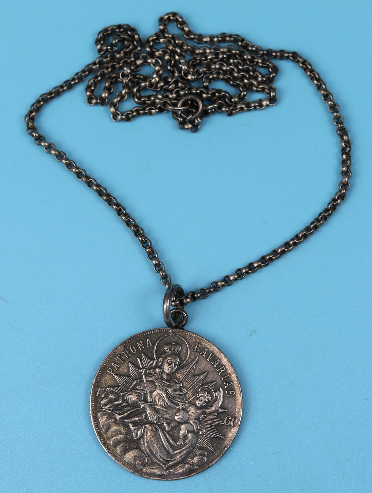 Silver coin pendant and chain