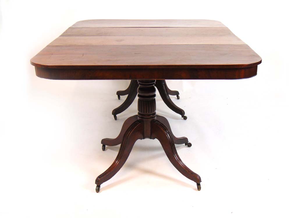 An early 19th century and later mahogany - Bild 2 aus 2