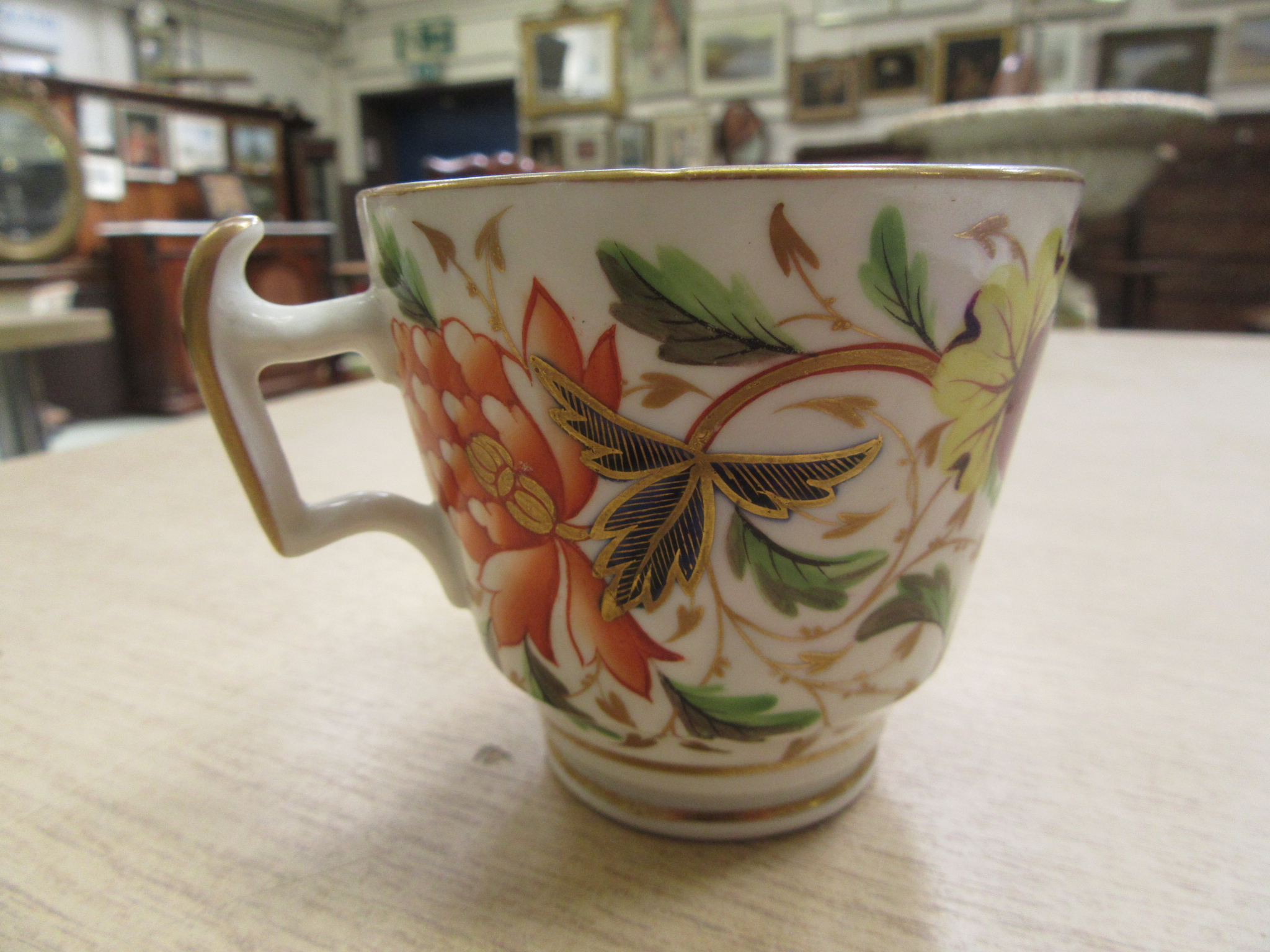 A 19th century Derby style part tea set - Image 6 of 13