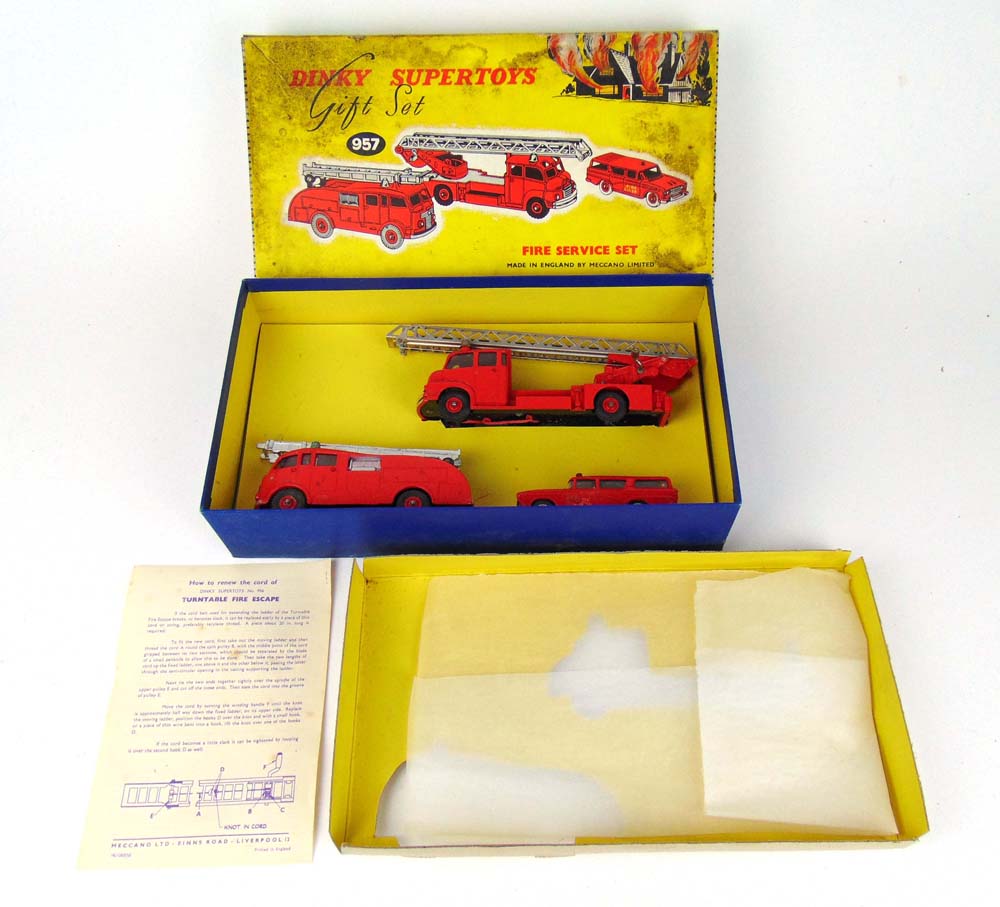 Dinky - A boxed Dinky Supertoys gift set