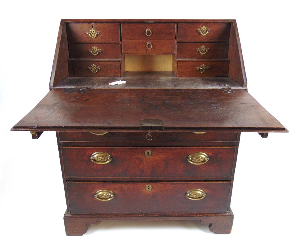 An 18th century oak bureau, the fall fro - Image 2 of 2