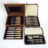 An oak cased set of twelve George V silv