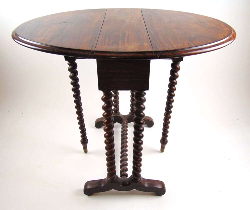 An early 20th century rosewood drop leaf - Image 2 of 2