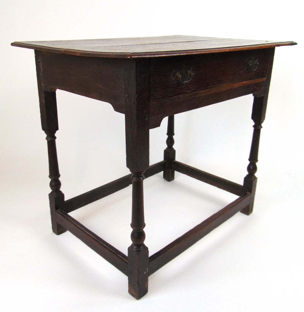 An early 18th century oak lowboy, the mo - Image 2 of 2