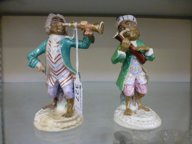 A pair of 19th century Dresden figures o