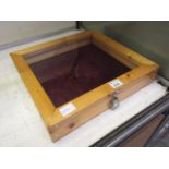 A square table top glazed display case h