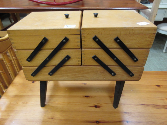 A mid-20th century sewing box with conte