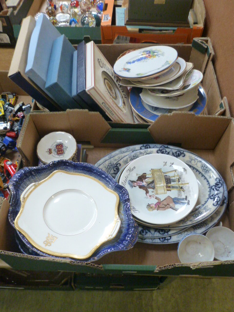 Two trays of assorted plates to include