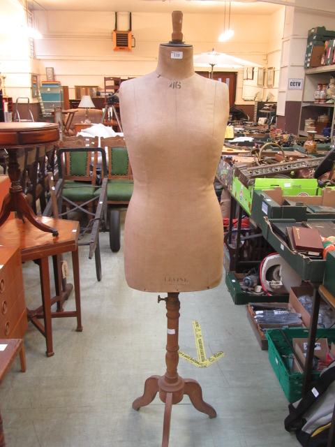 An early 20th century tailor's mannequin