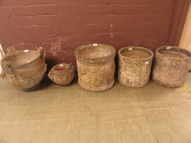 A collection of five assorted stoneware