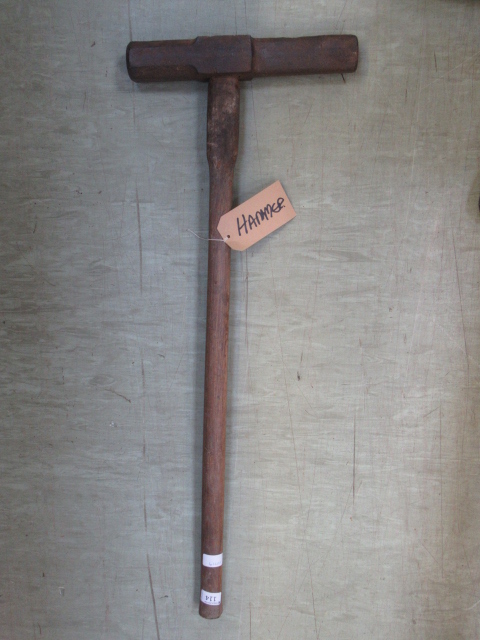 A railway man's pinning hammer