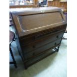 An early 20th century oak bureau