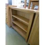 Rustic Oak Small Wide Bookcase (37.26/10