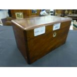 A Georgian mahogany tea caddy