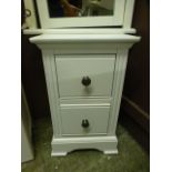 Banbury White Painted Small Bedside Table (21.