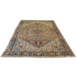 ANTIQUE HERIZ SERAPI CARPET, 325cm x 255cm.