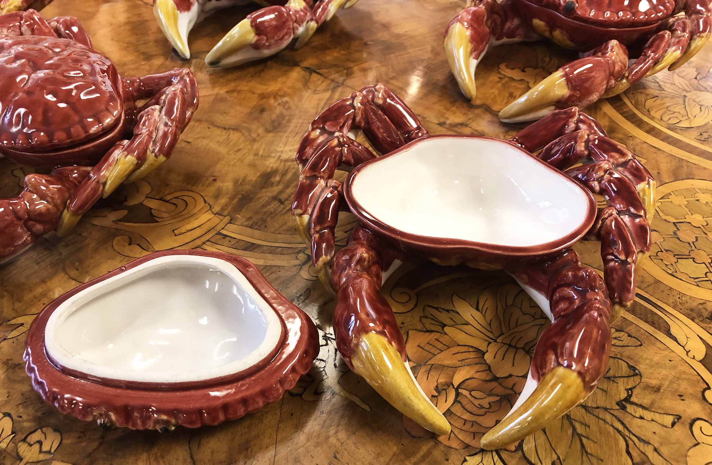 VINTAGE PALISSY STYLE MAJOLICA CRAB DISHES, a set of six, 22cm L. - Image 2 of 3