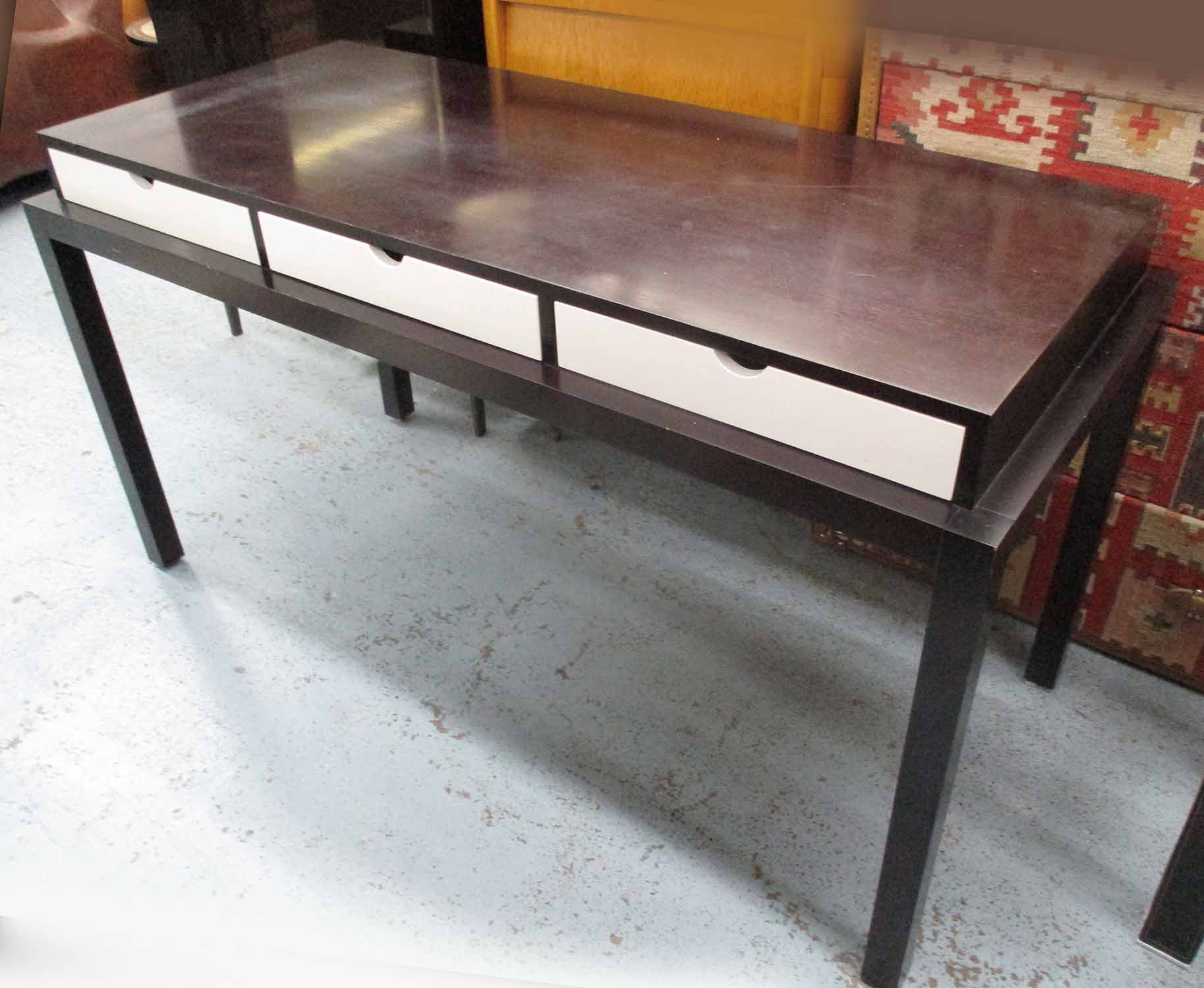DESK, contemporary style with three drawers on square supports, 153cm x 69cm x 86cm H.
