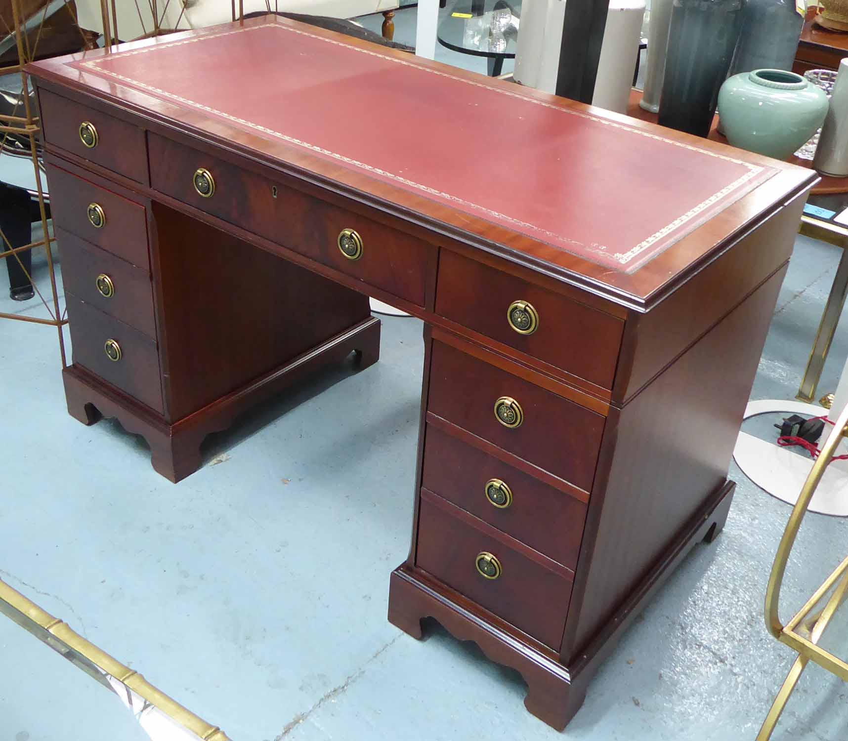 PEDESTAL DESK, Georgian style mahogany of compact proportions.