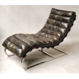 CHAISE LONGUE, Lombok 'Tidak',