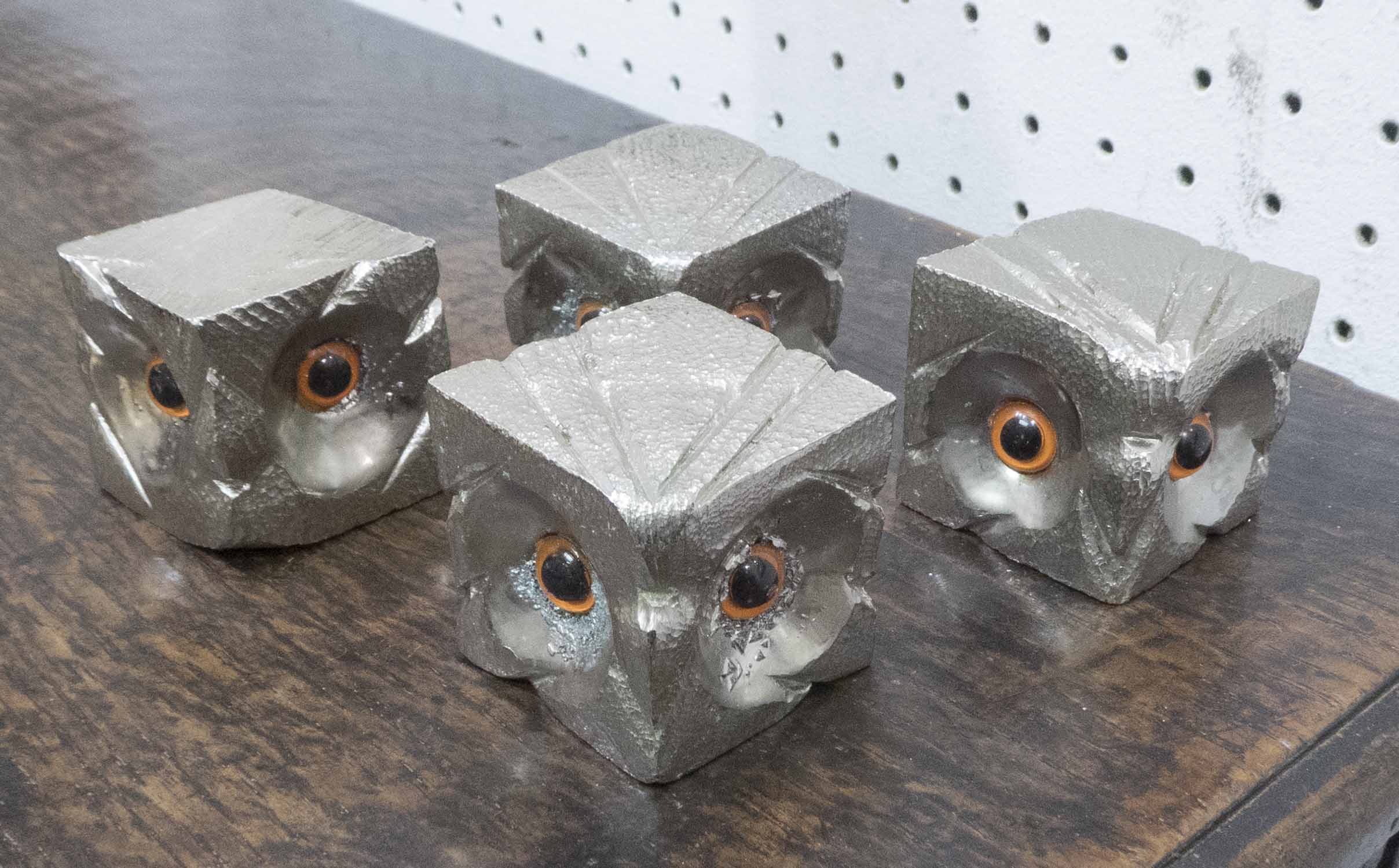 FONDICA CO ART, sculptural owls, a set of four, silvered finished, circa 1990's, 41cm H. - Image 2 of 5