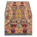 FINE WILLIAM MORRIS DESIGN RUG, 230cm x 170cm, Arts and Crafts inspired.