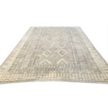 CONTEMPORARY ANATOLIAN GREY KILIM, 400cm x 300cm.