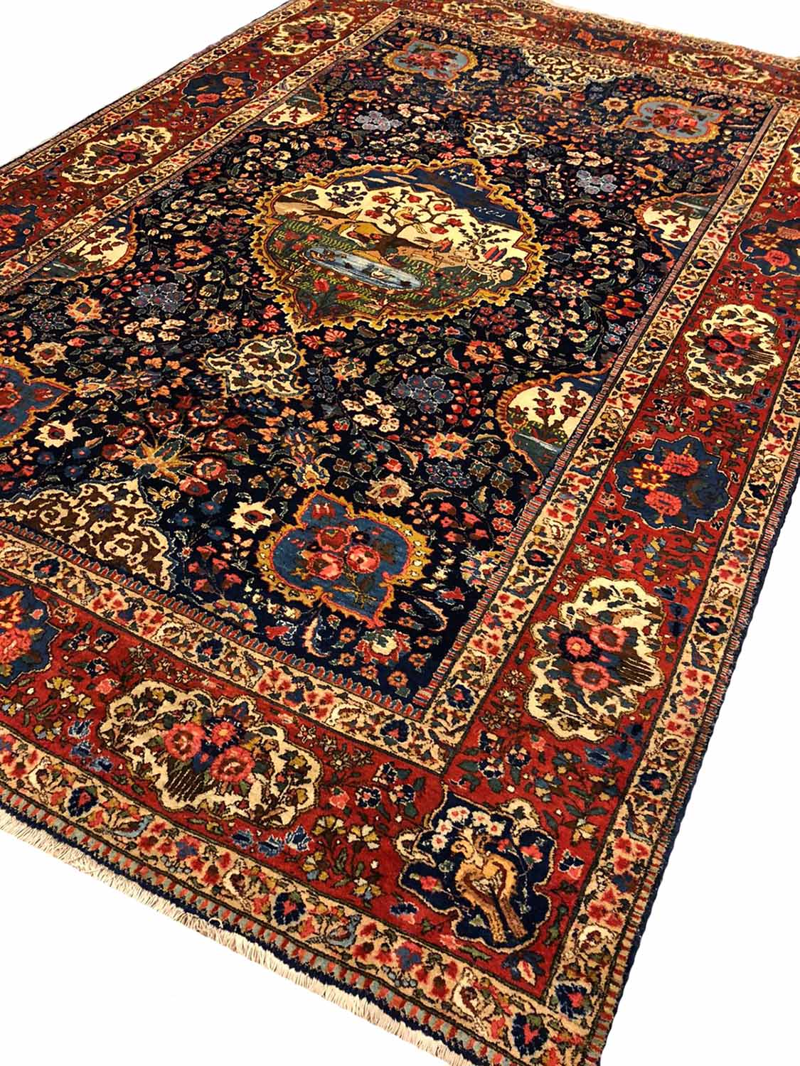 FINE ANTIQUE PERSIAN PICTORIAL TABRIZ CARPET, 297cm x 204cm. - Image 2 of 4