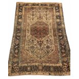 VERY FINE ANTIQUE PERSIAN FEREGHAN RUG, 184cm x 122cm.