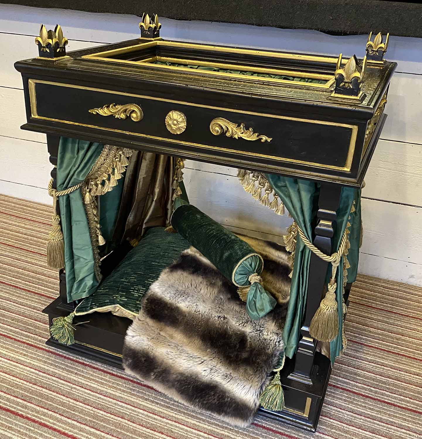 EMPIRE STYLE DOG BED, ebonised and gilt frame with luxurious silk and velvet upholstery, - Image 2 of 3