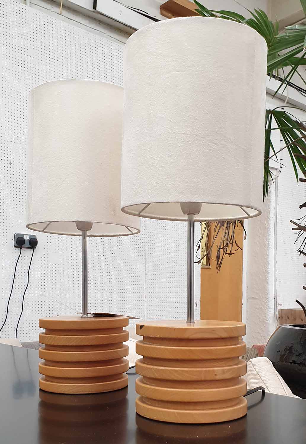 ATTRIBUTED TO DÄR LIGHTING TABLE LAMPS, a pair, with shades.