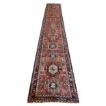 FINE KARAJA LONG RUNNER, 475cm x 80cm.