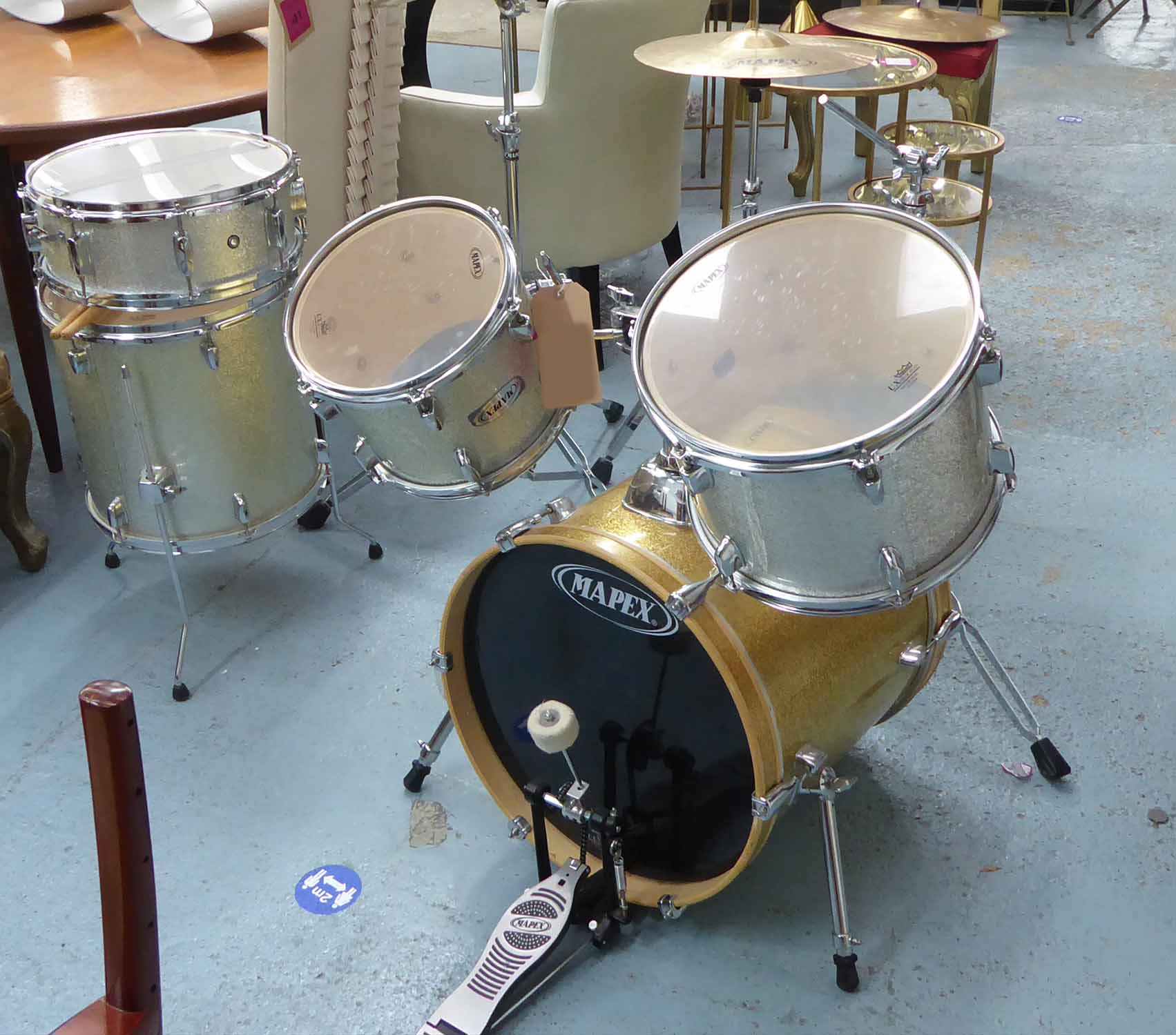 MAPEX DRUM KIT AND STOOL, with various drums and cymbols, 114cm H.