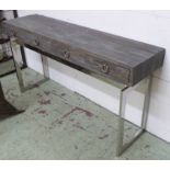 HAMPTONS STYLE CONSOLE TABLE, contemporary grey wood, on polished metal supports, 41.