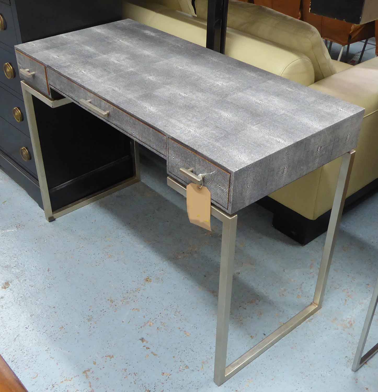 WRITING TABLE, faux shagreen finish with three drawers, - Image 3 of 4