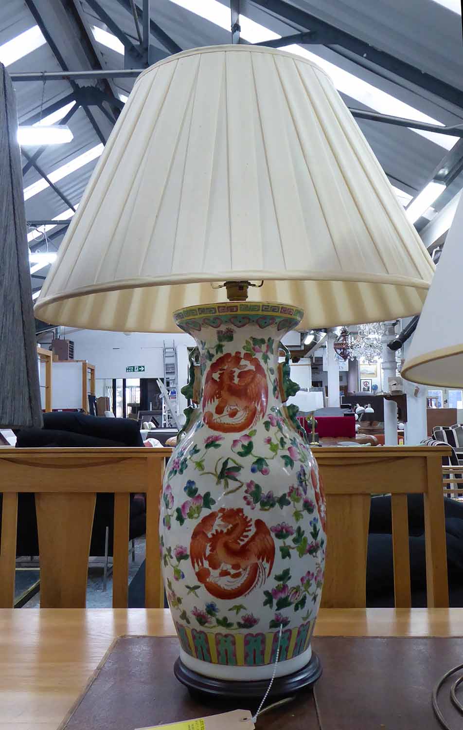 CHINESE EXPORT STYLE TABLE LAMP, with shade, 81cm H.