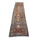 ANTIQUE HERIZ SERAPI RUNNER, 290cm x 82cm.