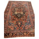 ANTIQUE PERSIAN SERAPI CARPET, 345cm x 232cm.