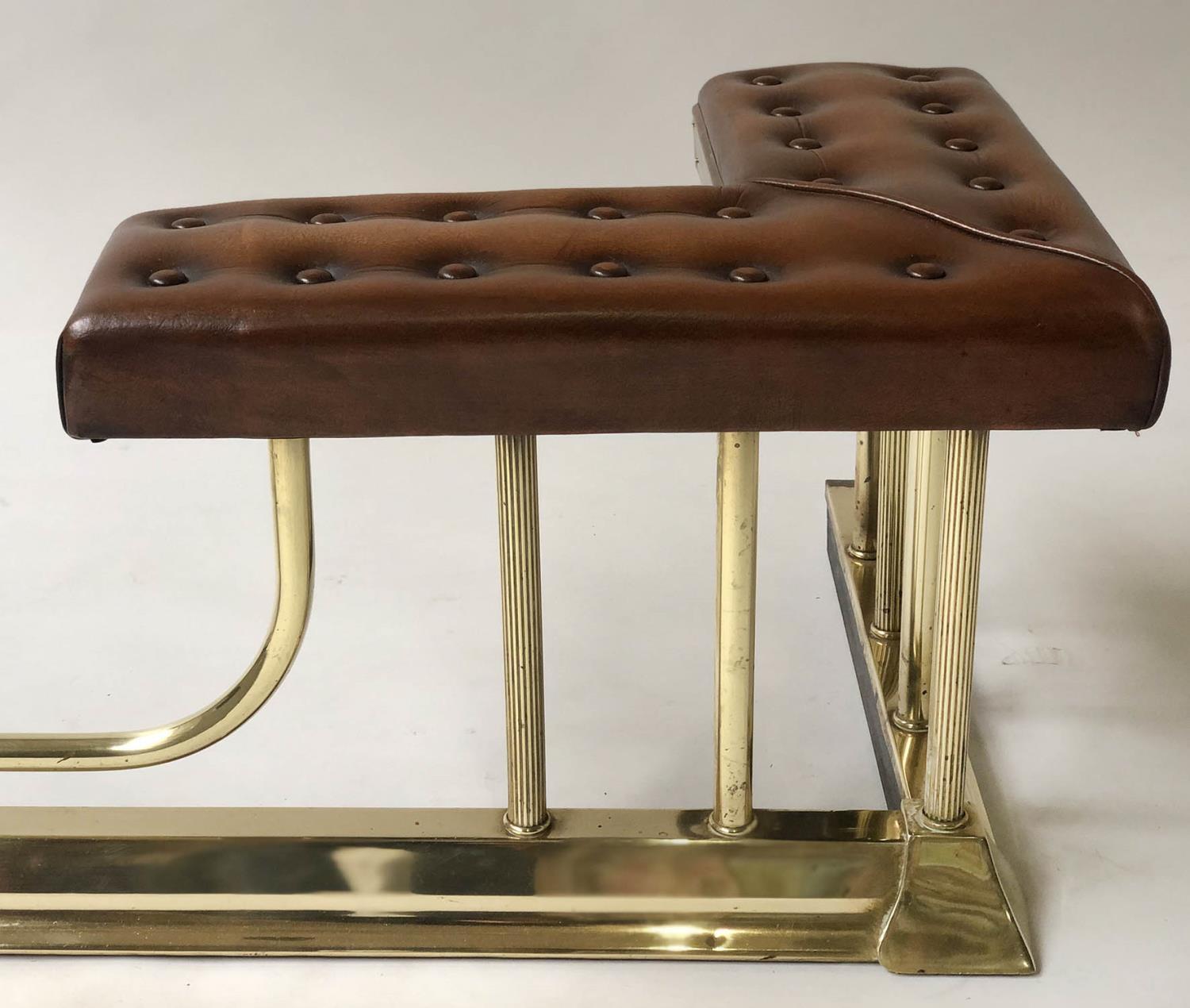 CLUB FENDER, Victorian style brass with buttoned brown leather pads and balustrade support, 140cm - Image 2 of 6