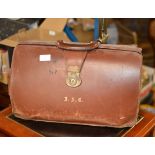 VINTAGE GLADSTONE BAG