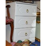 MODERN 3 DRAWER BEDSIDE CHEST