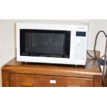 PANASONIC MICROWAVE OVEN