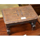 SMALL 17TH CENTURY OAK STOOL