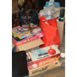 ASSORTED VINTAGE TOYS & GAMES OVER VARIOUS BAGS & BOXES