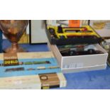 BOXED HORNBY DUBLO TRAIN SET & 2 BOXES WITH MODEL RAILWAY ACCESSORIES