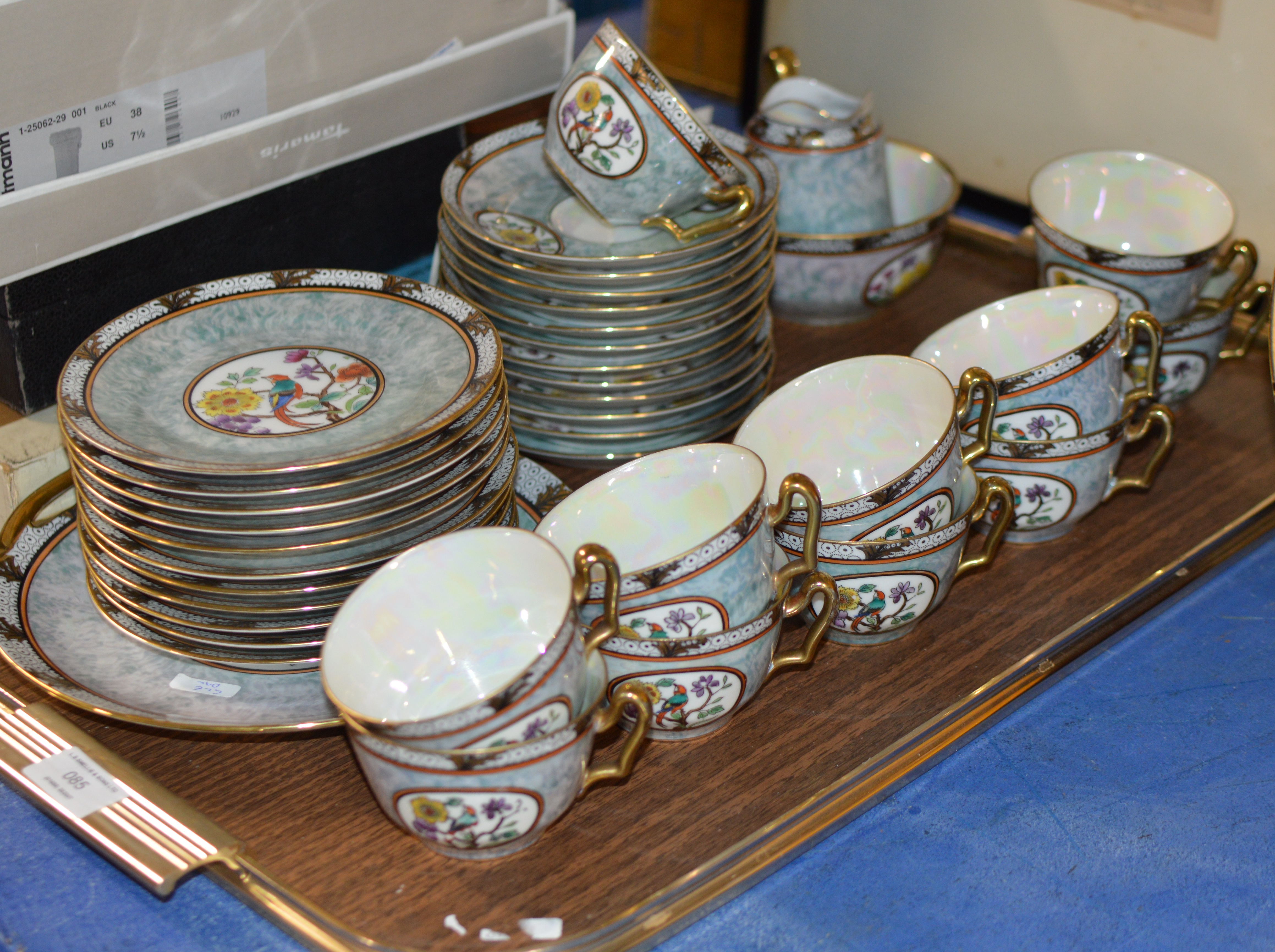 TRAY WITH QUANTITY NORITAKE LUSTRE TEA WARE